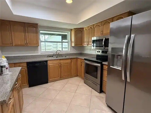 Listing Photo 7