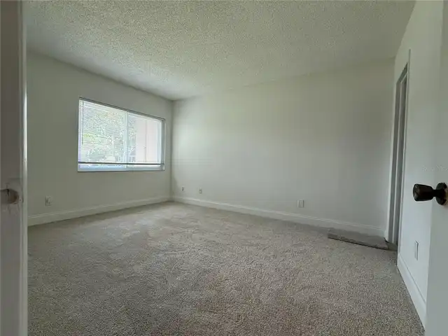 Listing Photo 33