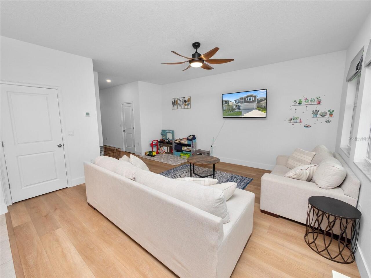 Listing Photo 7