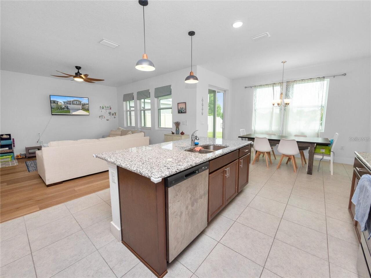 Listing Photo 9