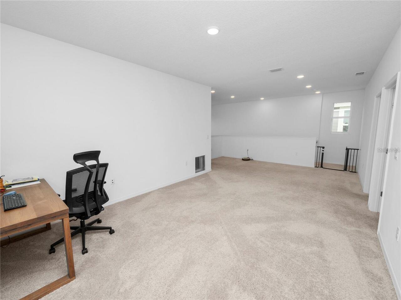 Listing Photo 17