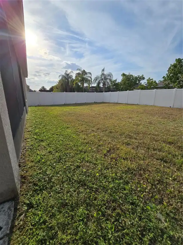 Listing Photo 24