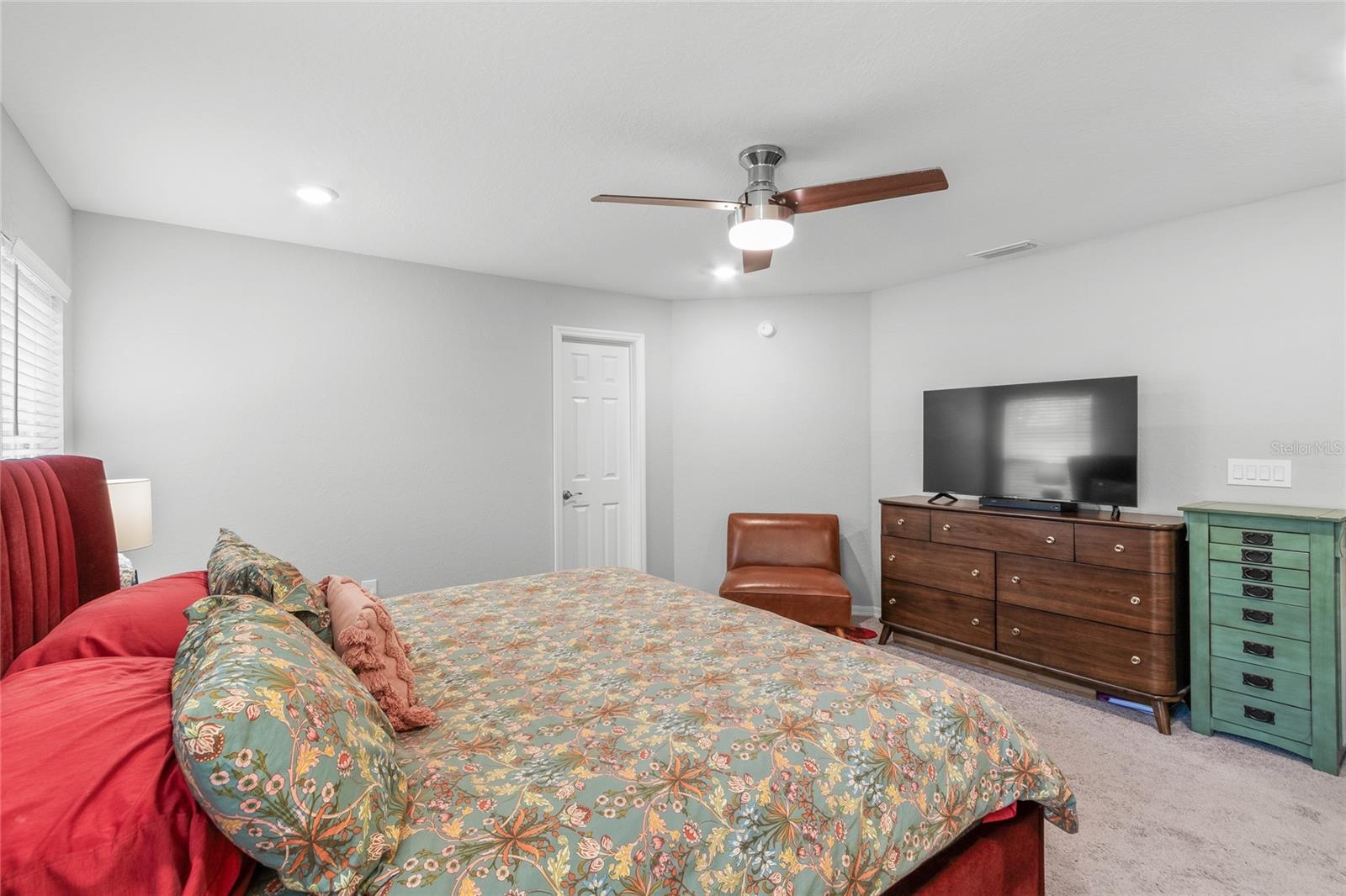 Listing Photo 7