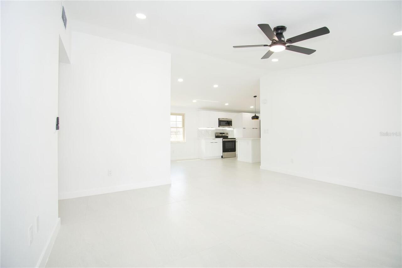 Listing Photo 24