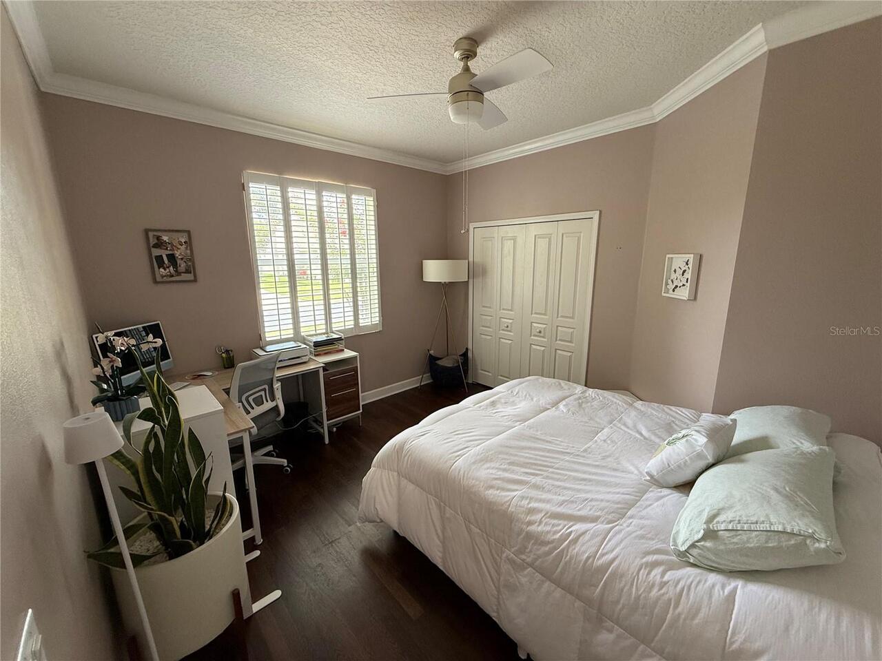 Listing Photo 9