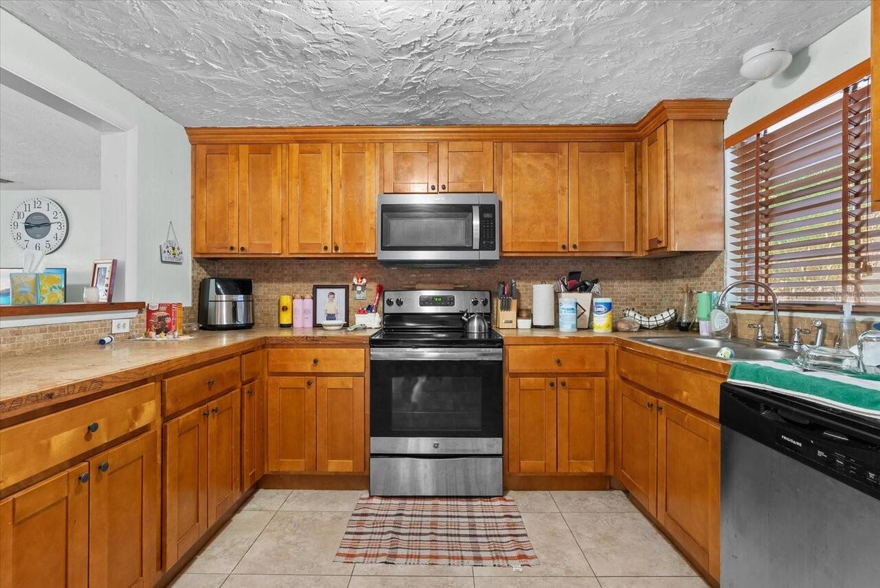 Listing Photo 16