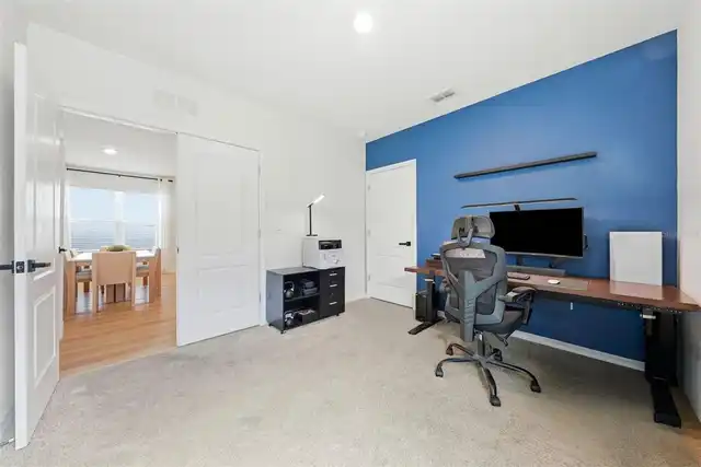 Listing Photo 18