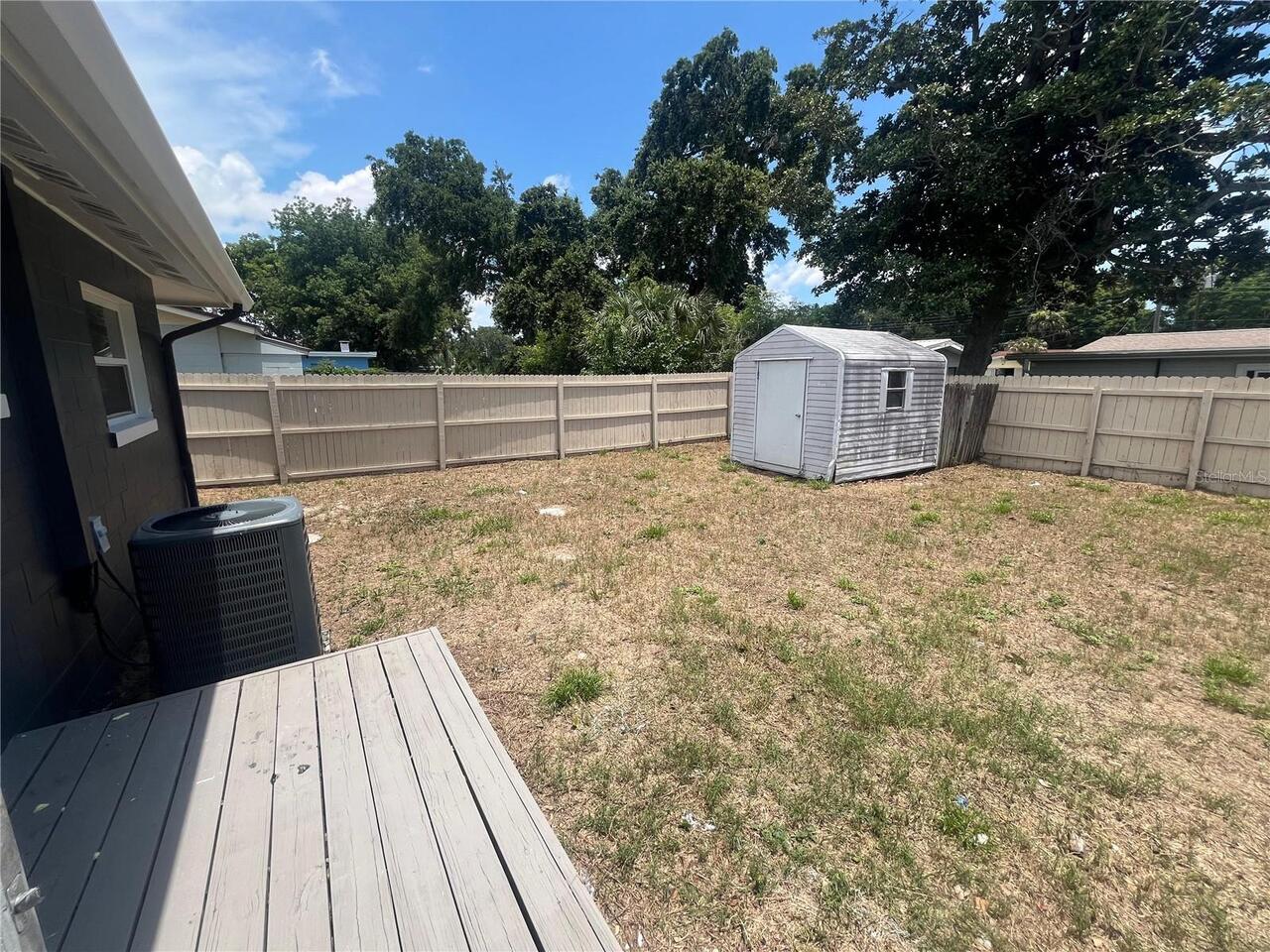 Listing Photo 11