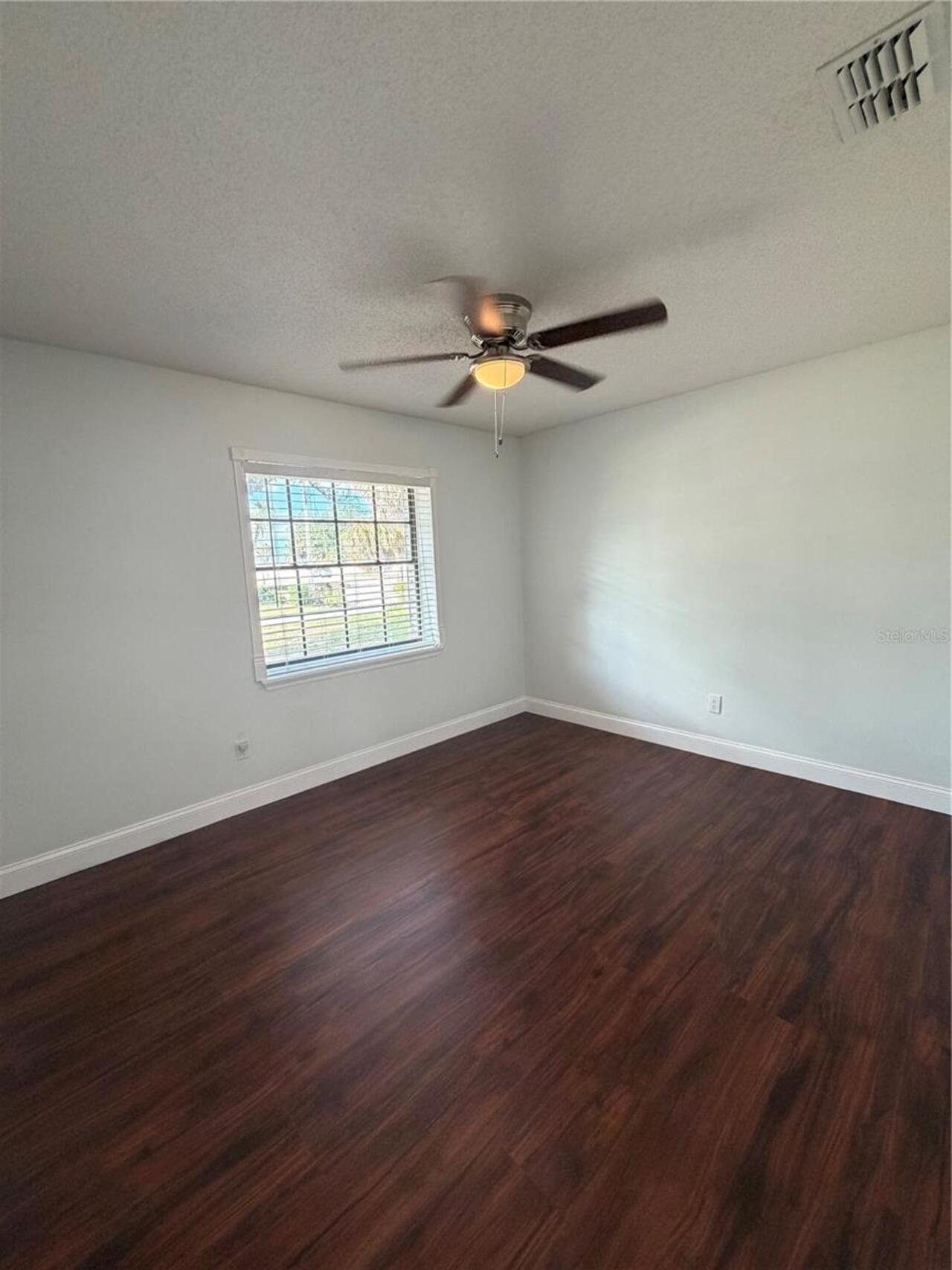 Listing Photo 33