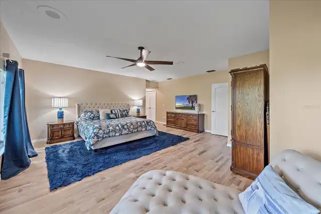 Listing Photo 19