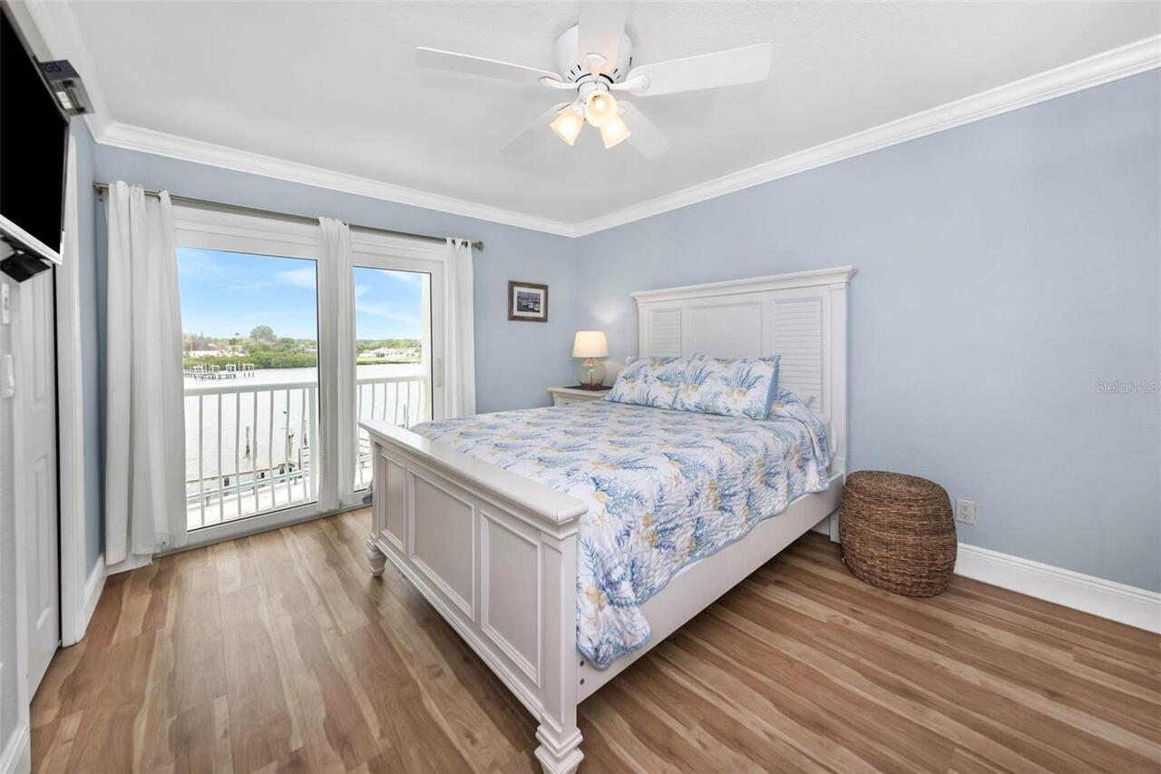 Listing Photo 42