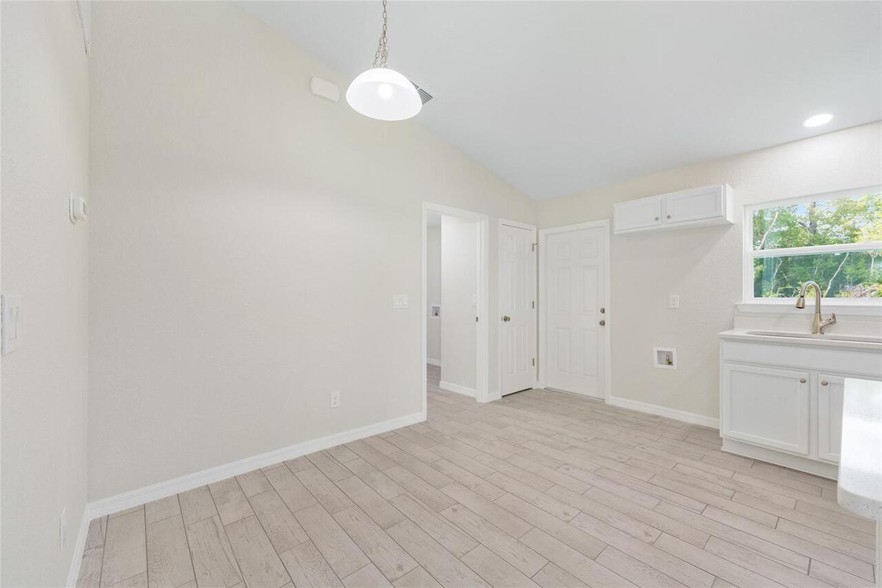 Listing Photo 16