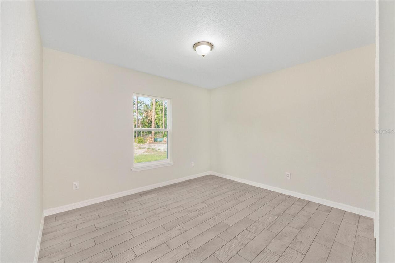 Listing Photo 29
