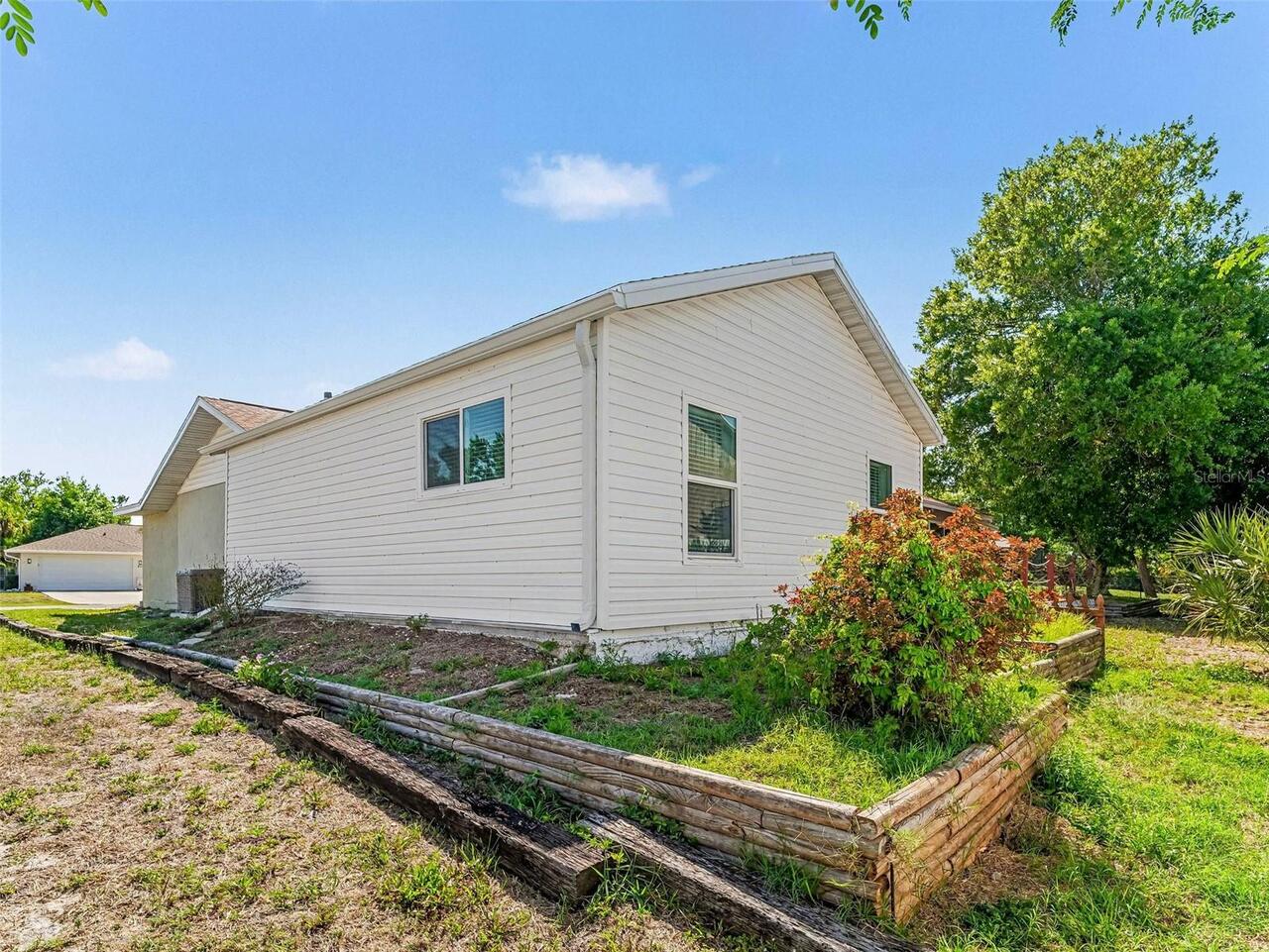 Listing Photo 38