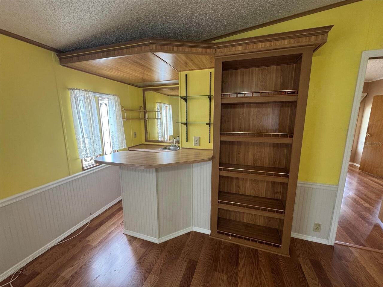 Listing Photo 6