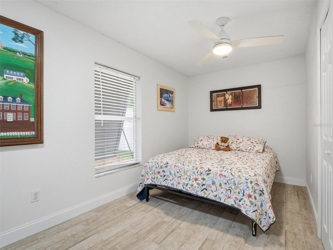 Listing Photo 18