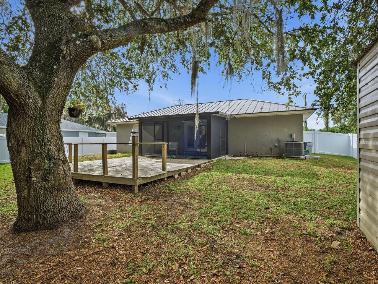 Listing Photo 28
