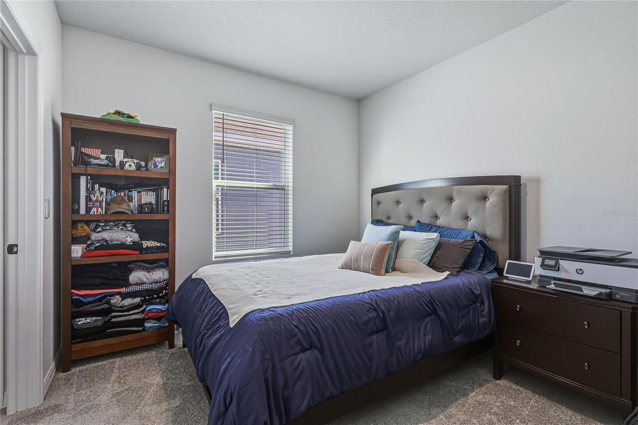 Listing Photo 12