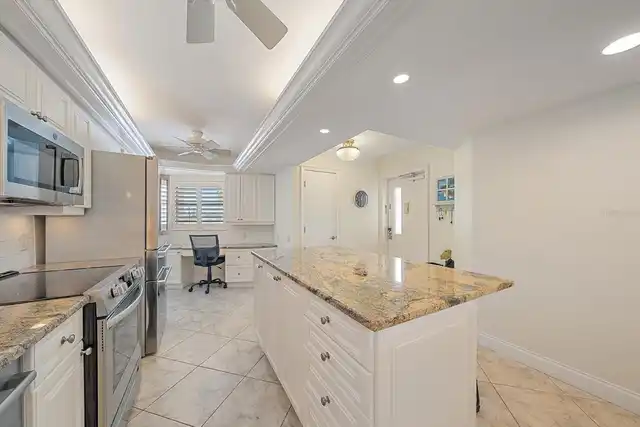 Listing Photo 16