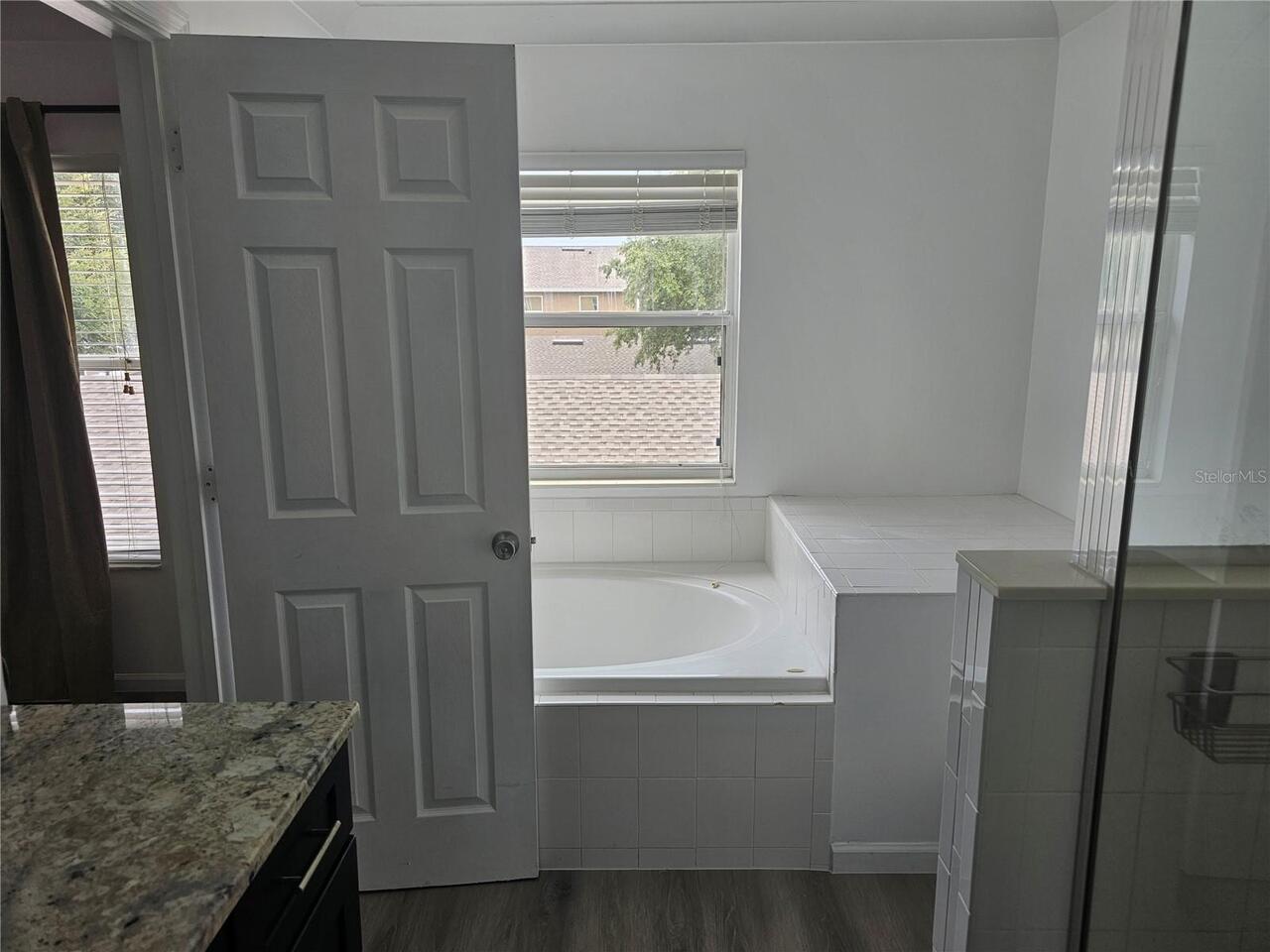 Listing Photo 22