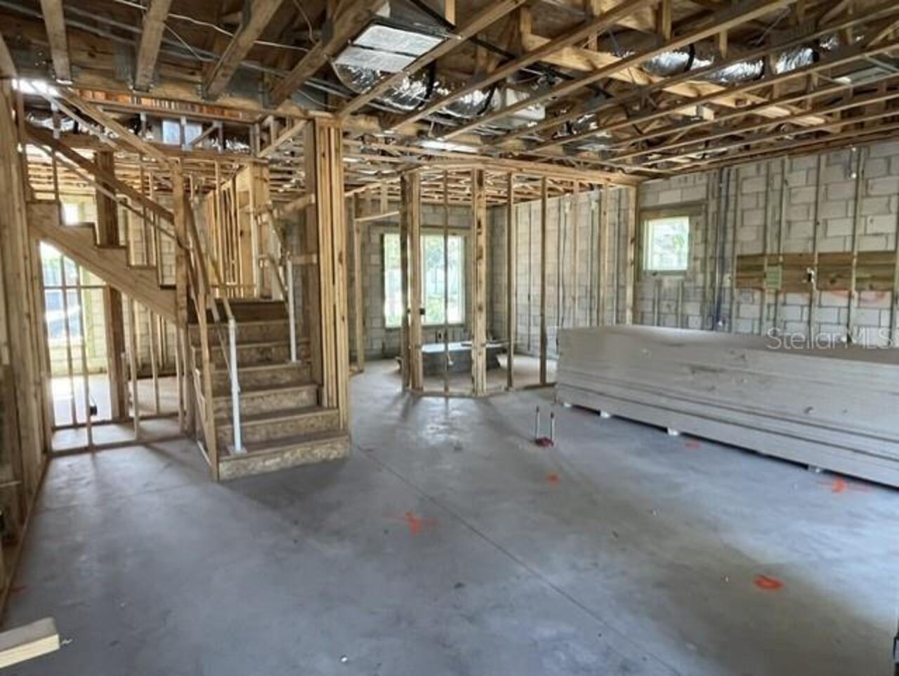 Listing Photo 8