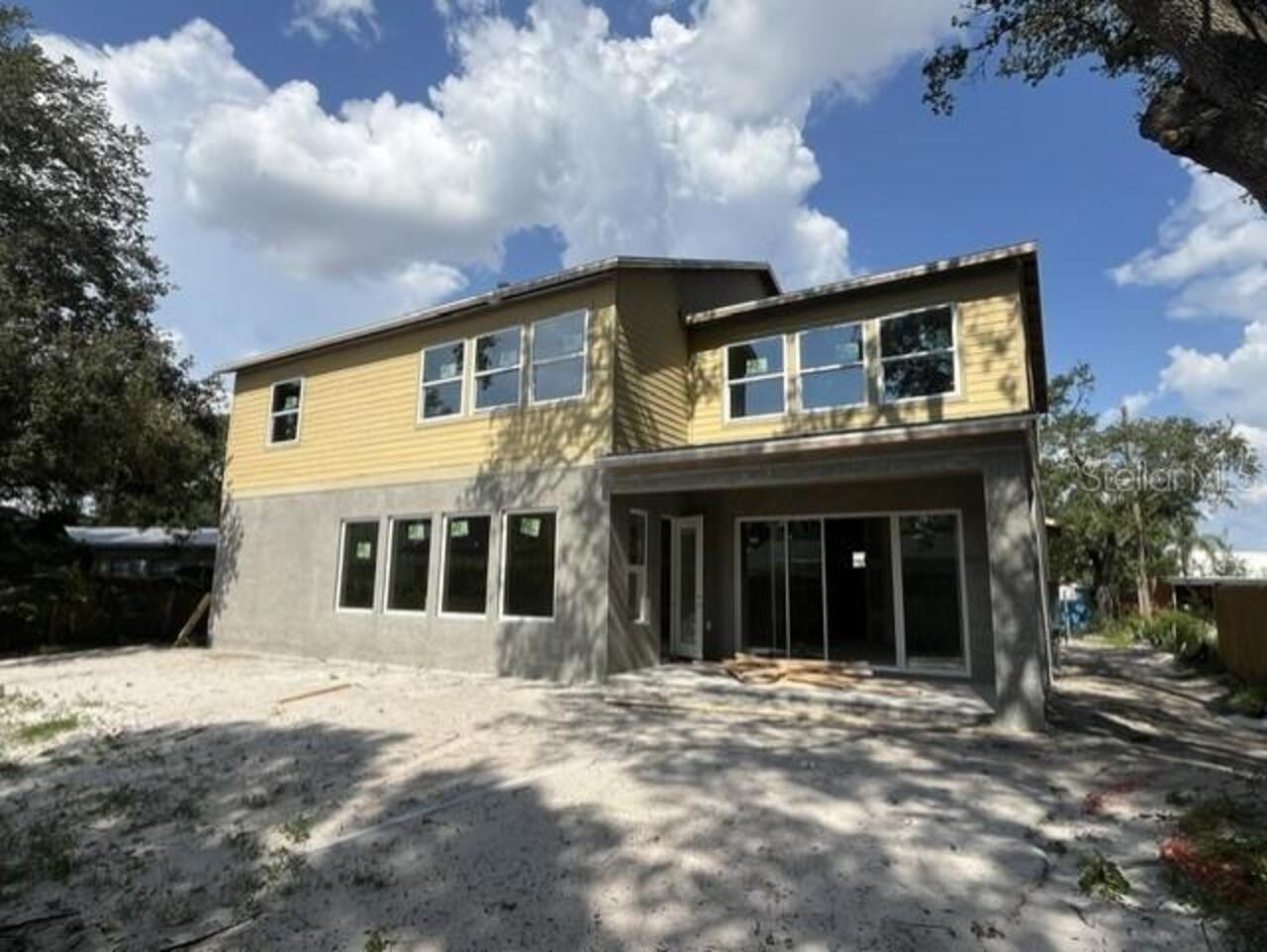 Listing Photo 12