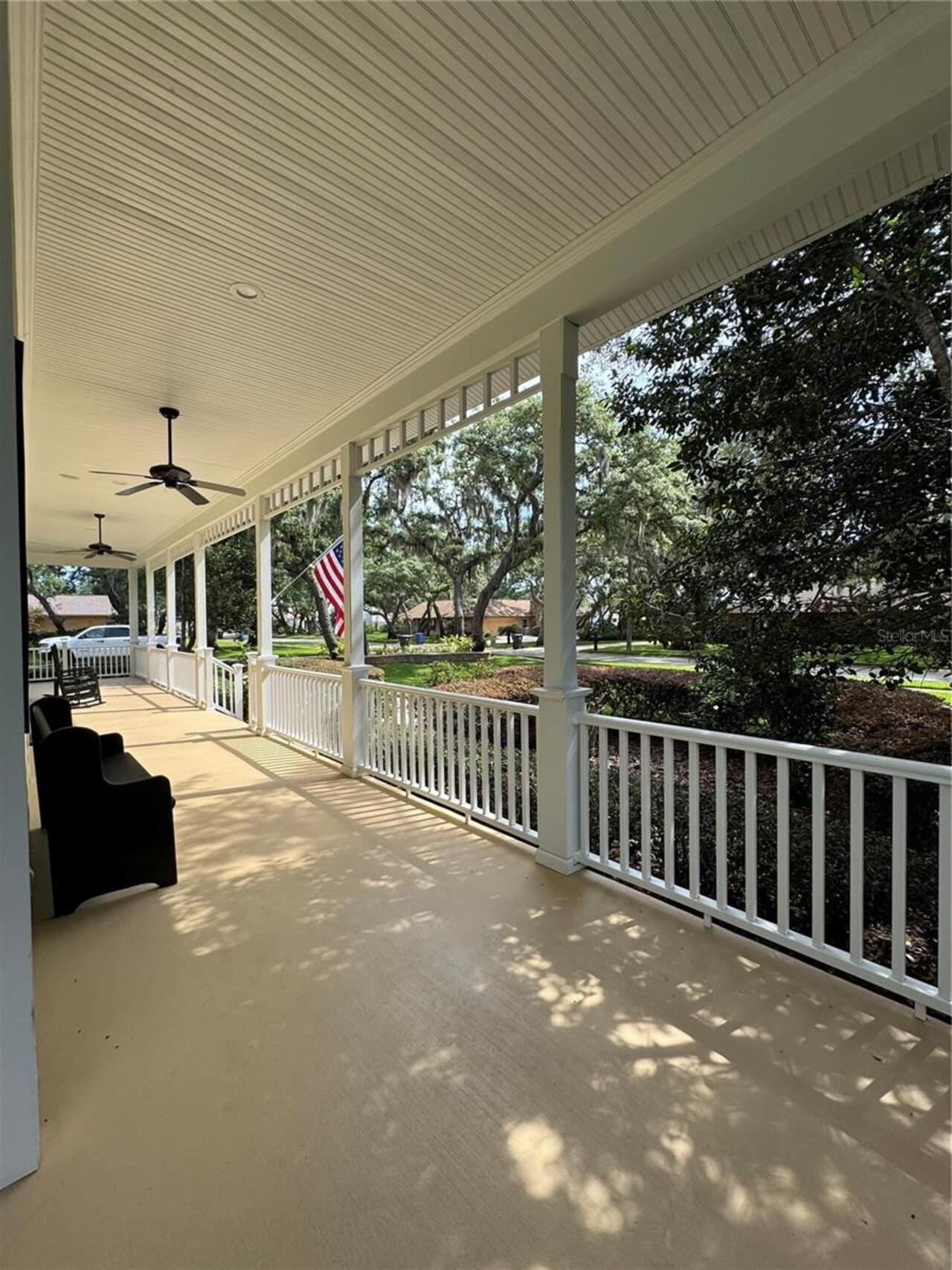 Listing Photo 12
