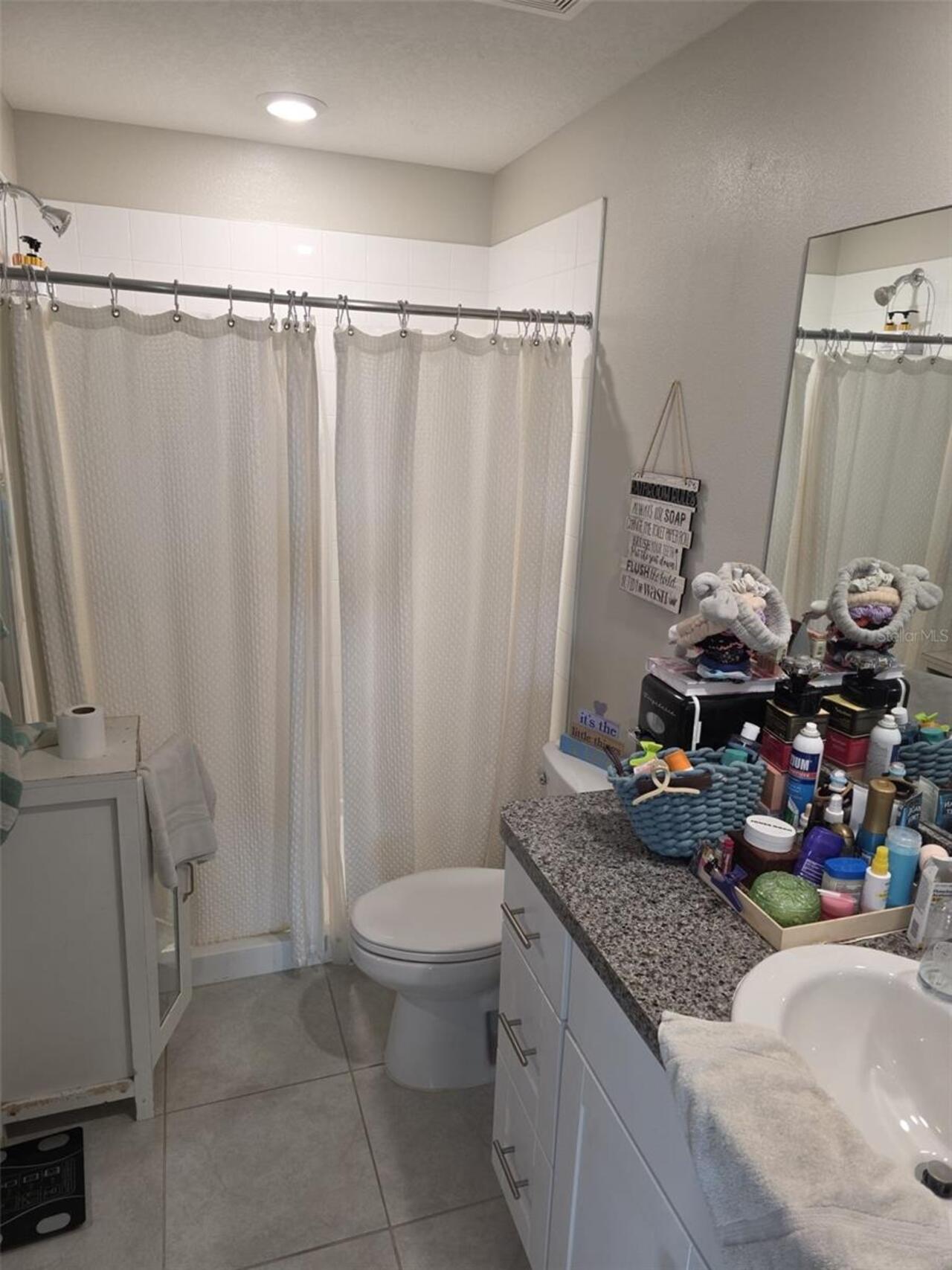 Listing Photo 10