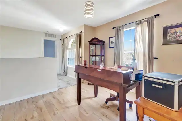 Listing Photo 19