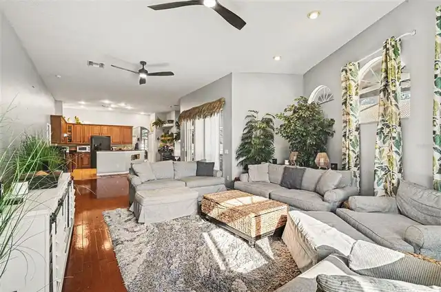 Listing Photo 14