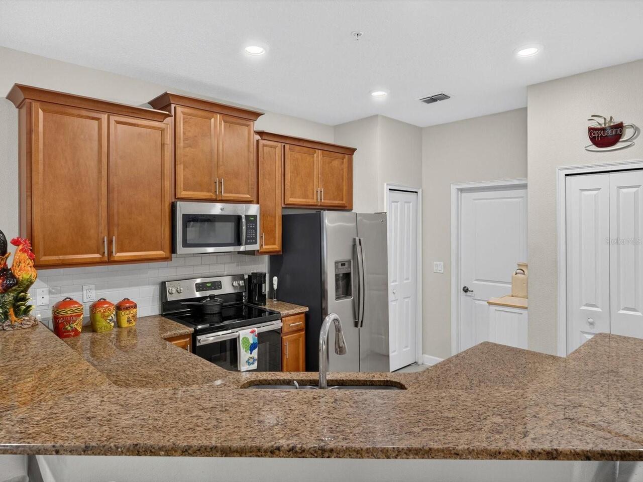Listing Photo 9