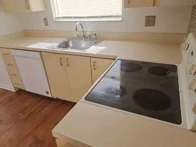 Listing Photo 13