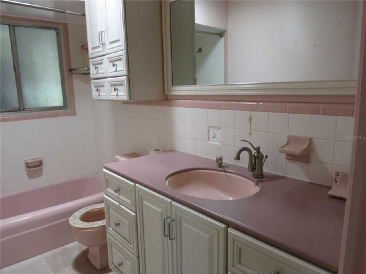 Listing Photo 12