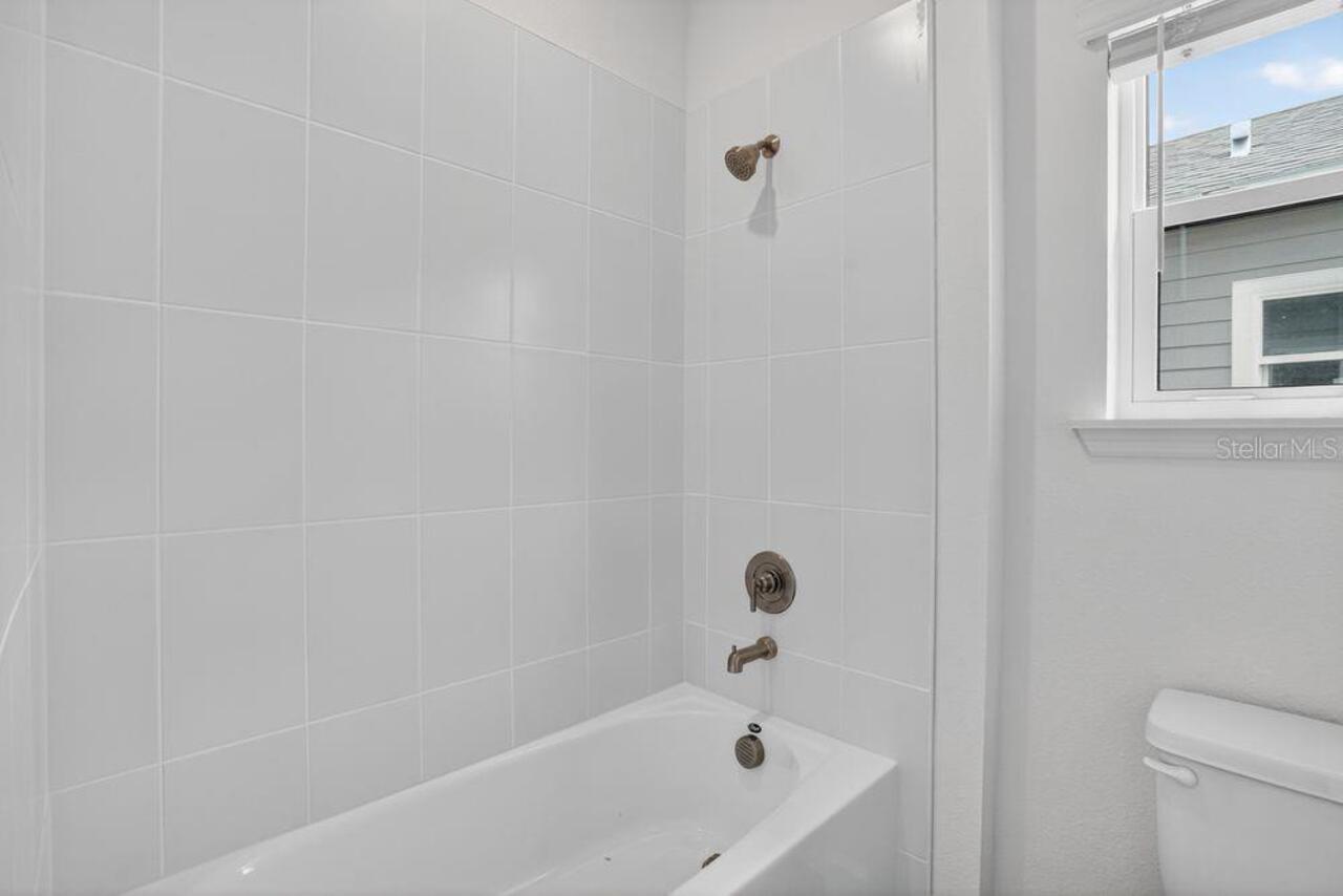 Listing Photo 24