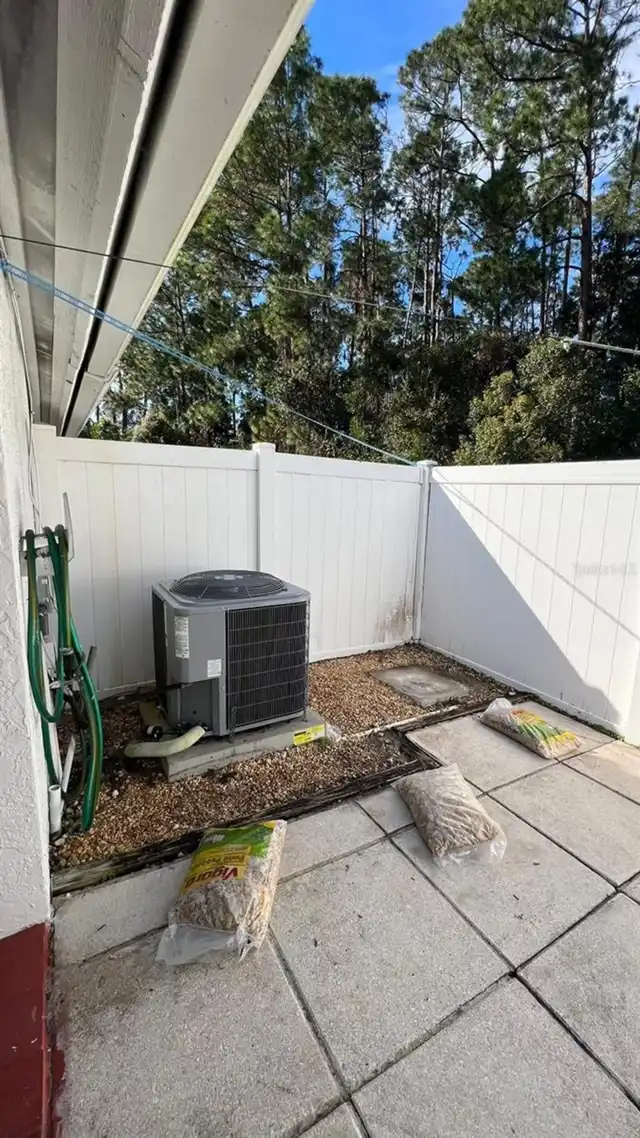 Listing Photo 16