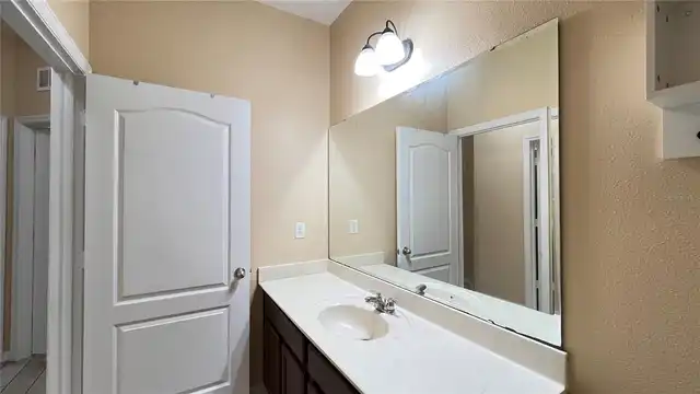 Listing Photo 38