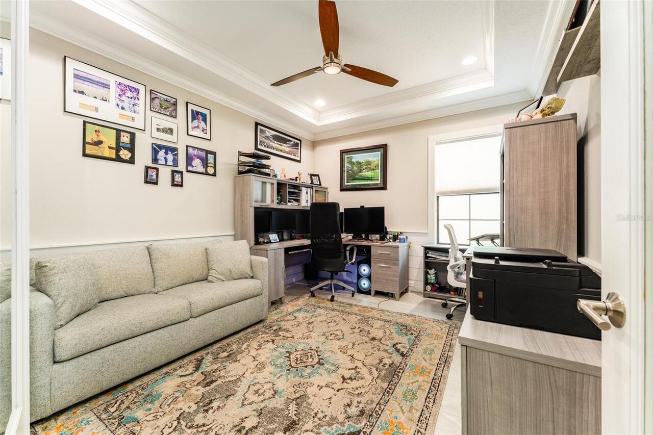 Listing Photo 9