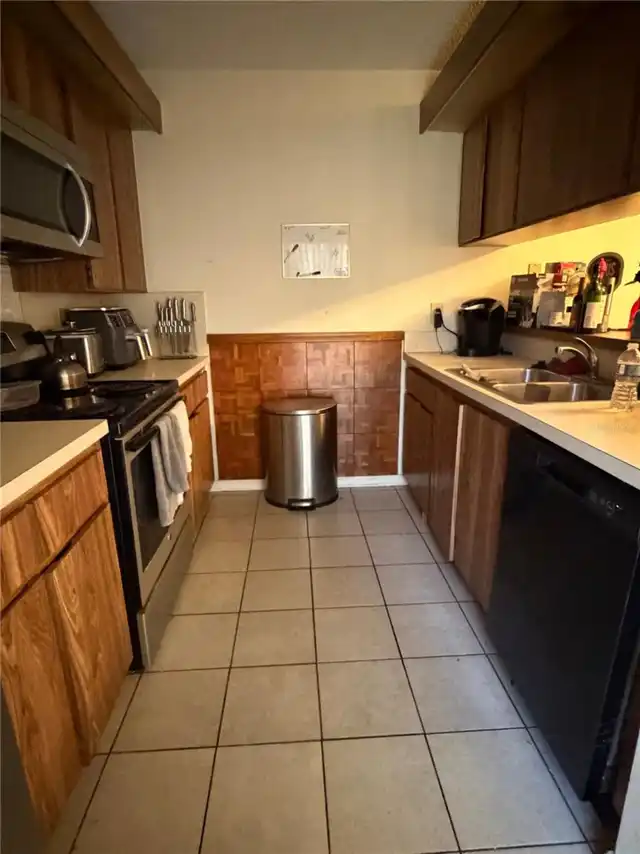 Listing Photo 7