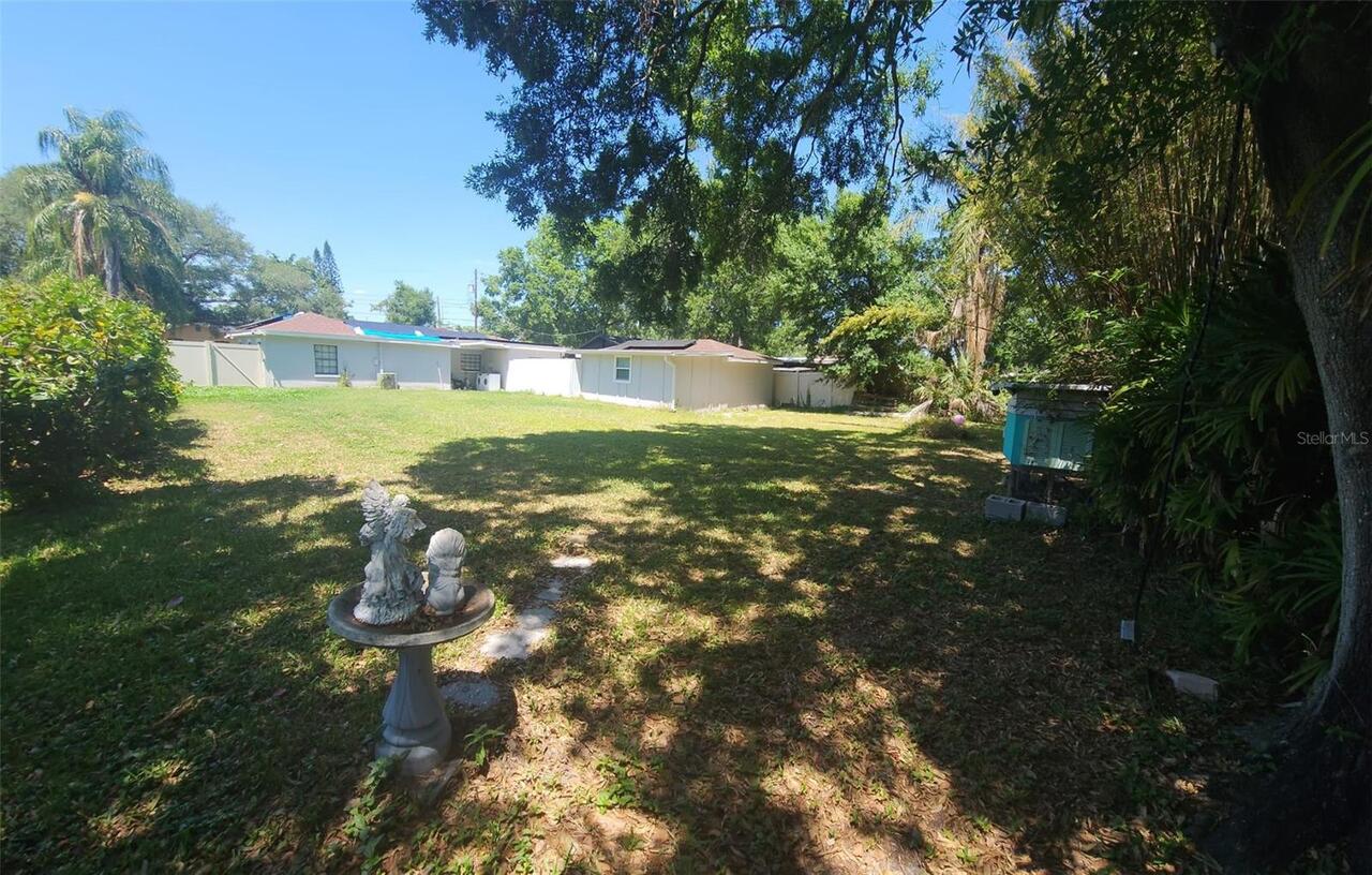 Listing Photo 8