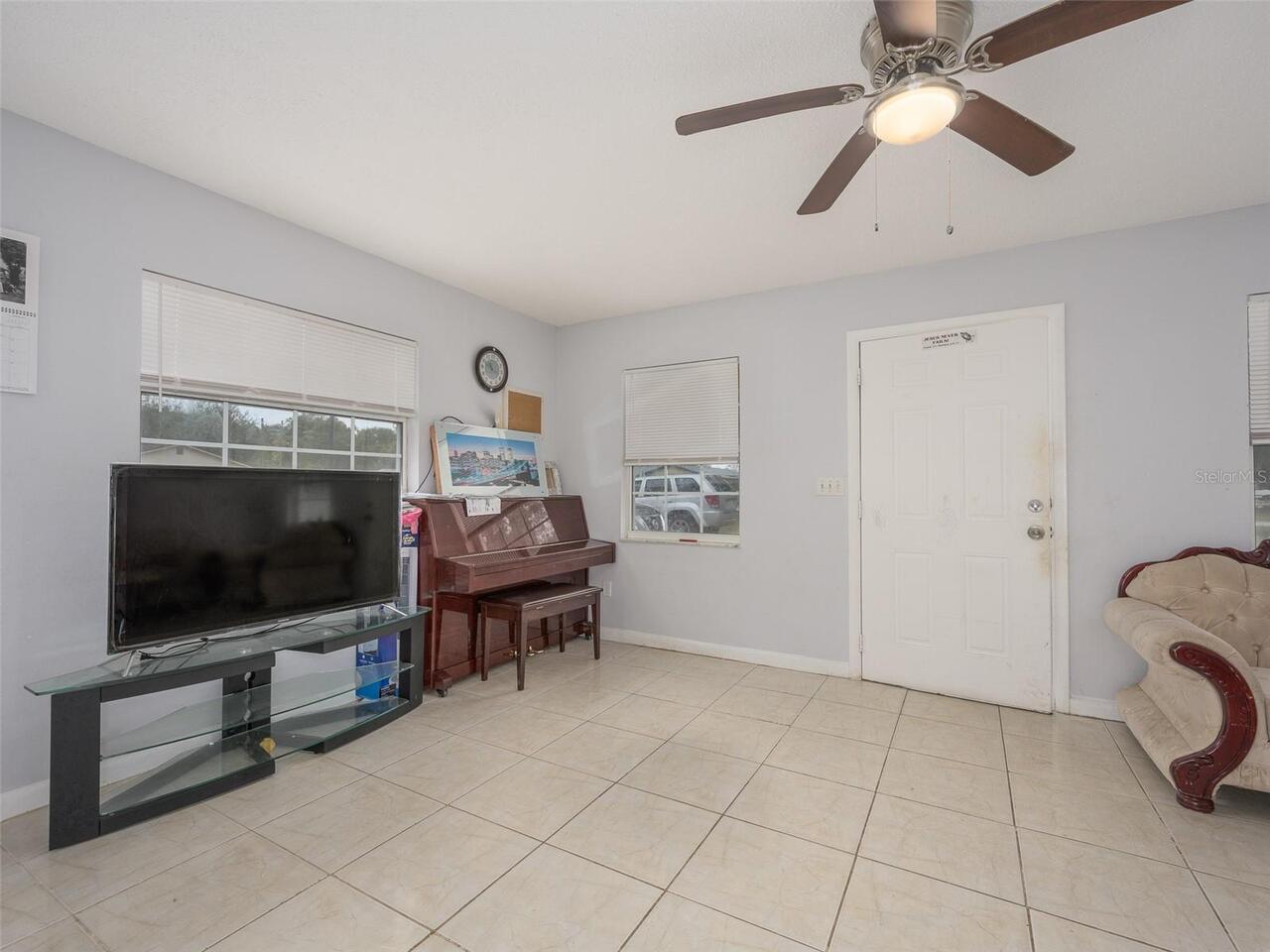 Listing Photo 5