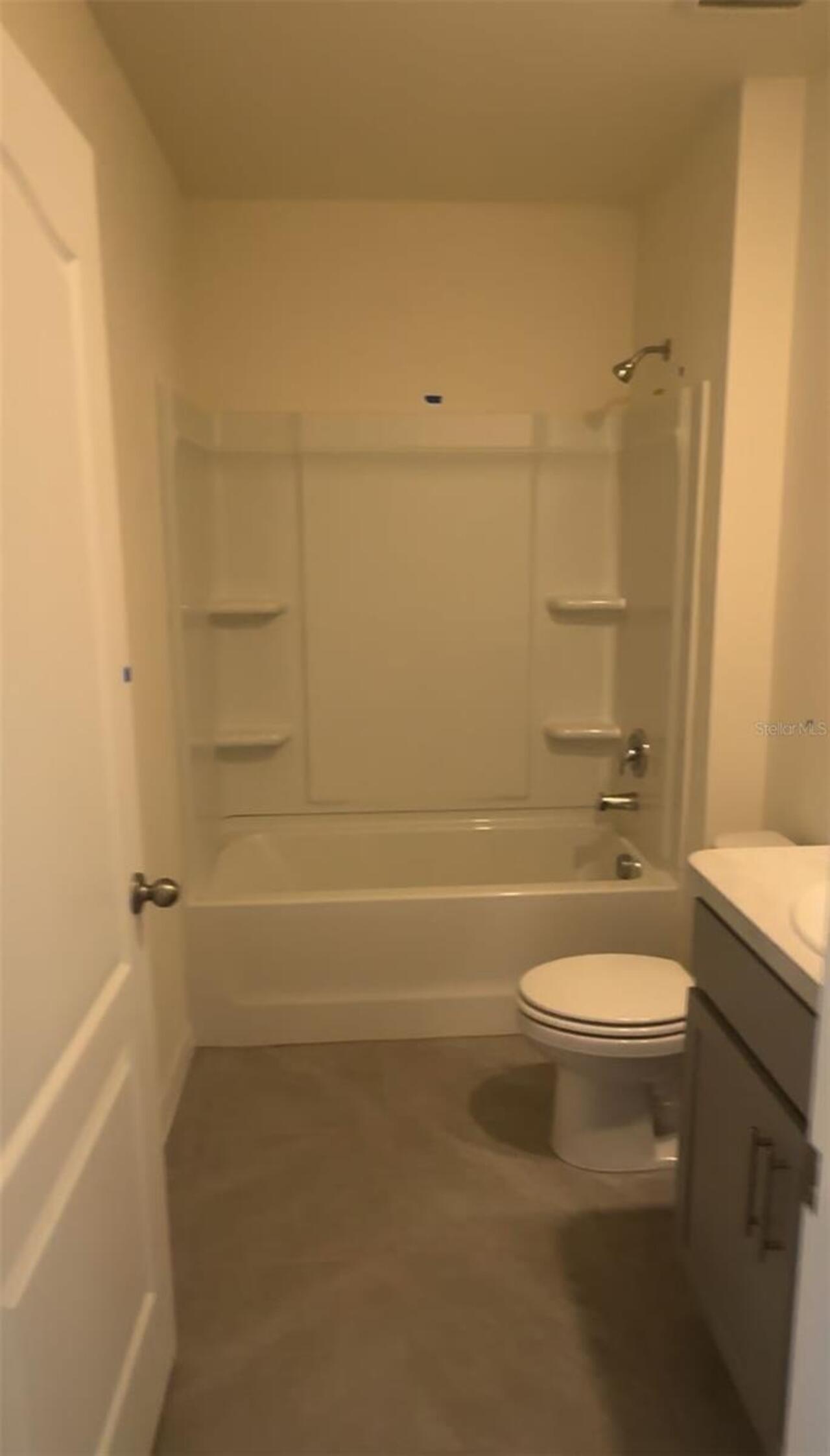 Listing Photo 17