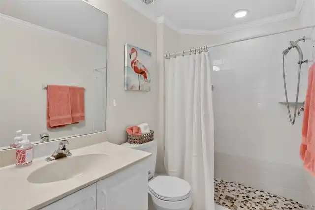 Listing Photo 22