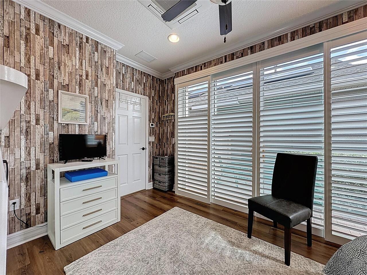 Listing Photo 22