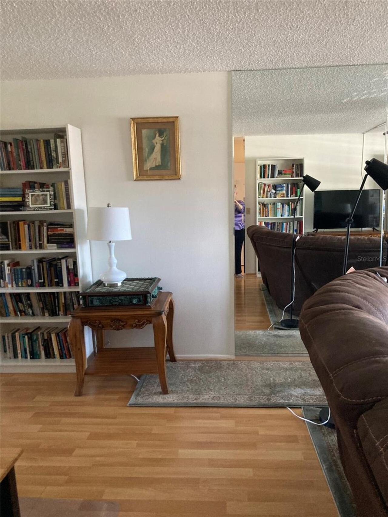 Listing Photo 9
