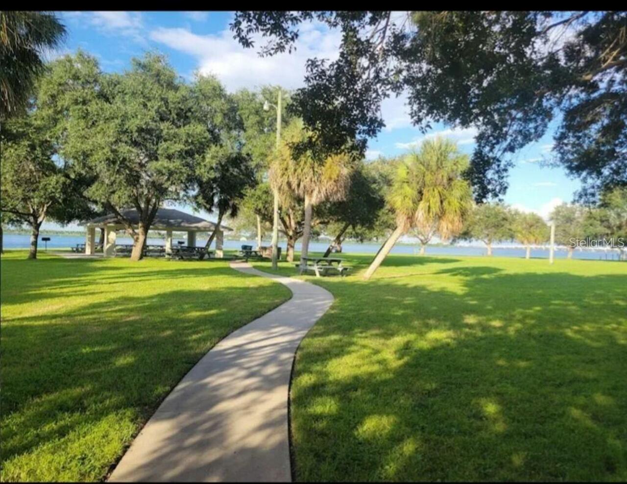 Listing Photo 6
