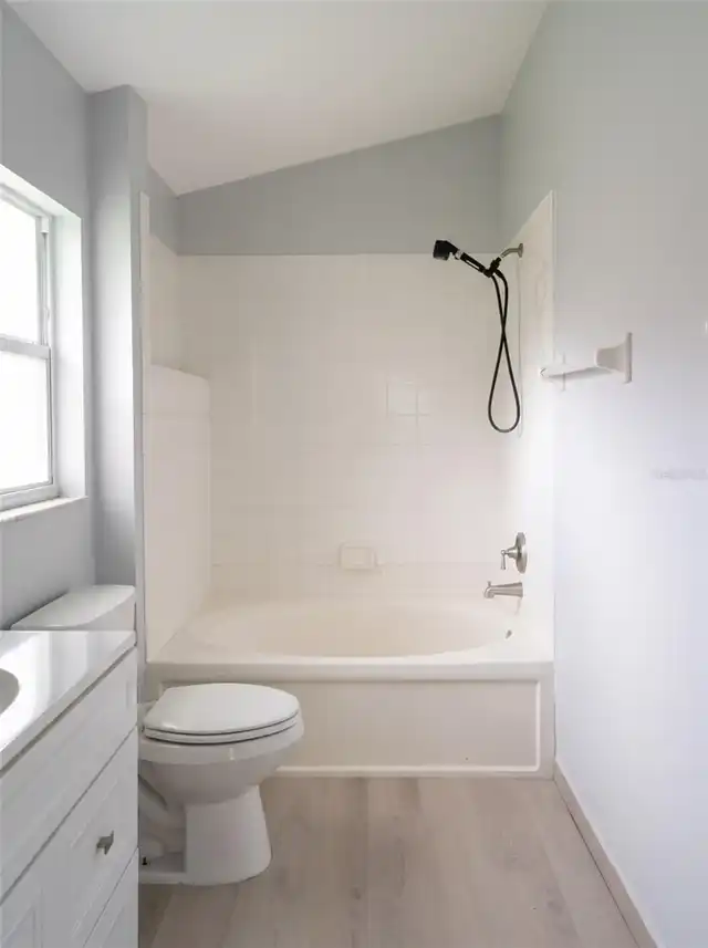 Listing Photo 13