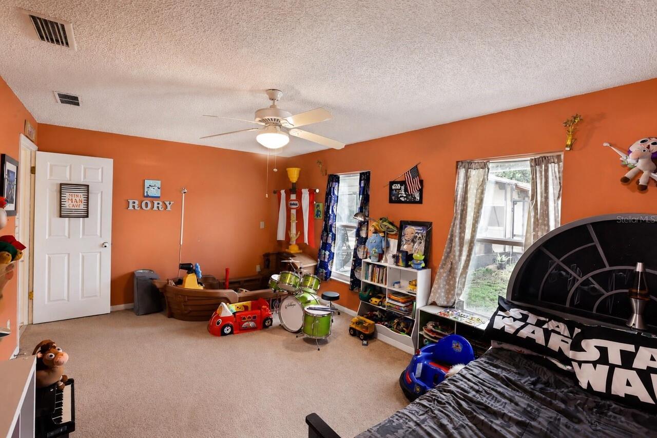Listing Photo 24