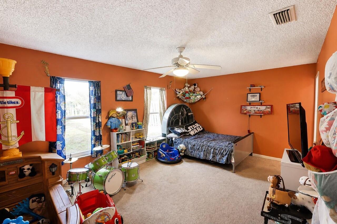 Listing Photo 25