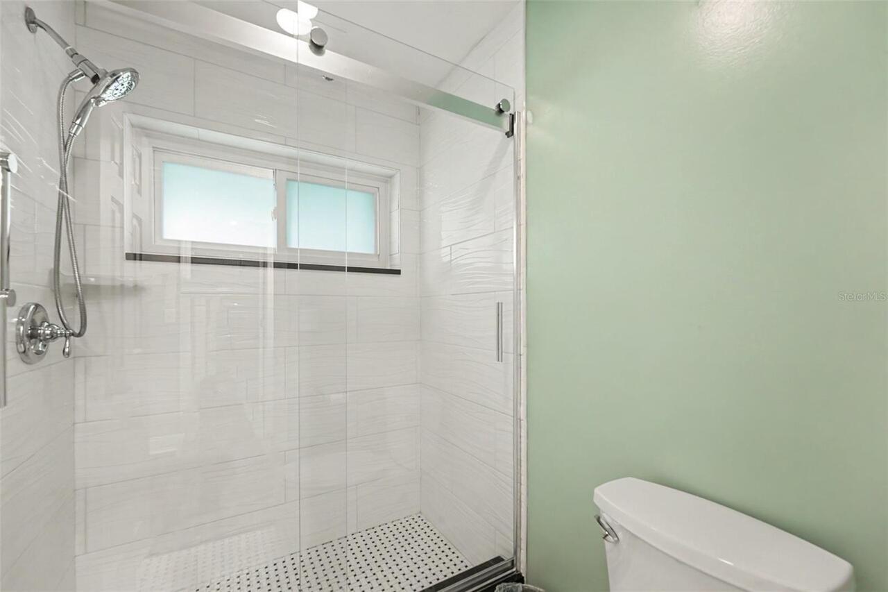 Listing Photo 24