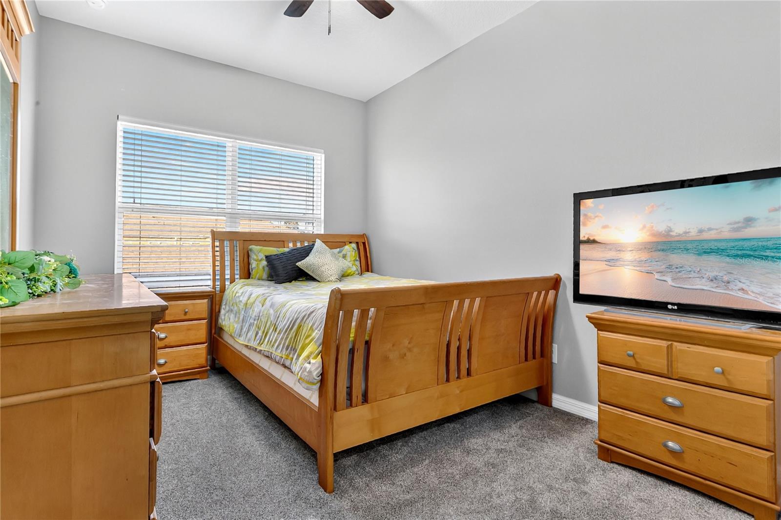 Listing Photo 14